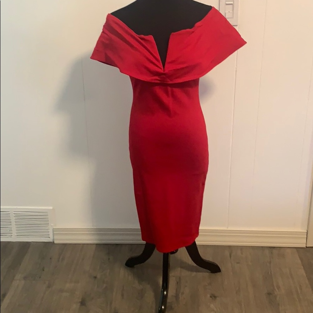 Read fashion nova midi dress